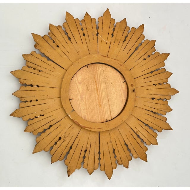 French Gilt Sunburst or Starburst Mirror (Diameter 31) For Sale - Image 9 of 10