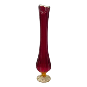 l.e. Smith Amberina Swung Red Vase Six Petal Pedestal Base Vintage