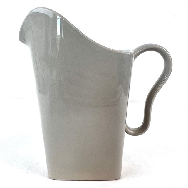 Mid-Century Modern 1940-1950s Franciscan Ware Tiempo Metropolitan Grey Ceramic Pitcher and Creamer Set- 2 Pieces For Sale - Image 3 of 13