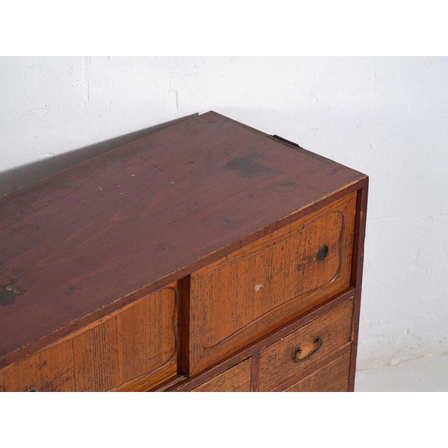 Antique Japanese chest of drawers – Taishō / Showa Period (c.1920-1970) Dimensions: Length: 91 cm Depth: 43 cm Height: 76...