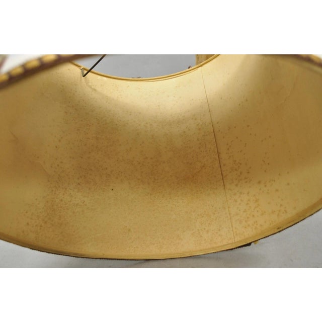 Vintage Rustic Taxidermy Tripod Deer Hoof Foot Cabin Decor Table Lamp W/ Shade For Sale - Image 9 of 17