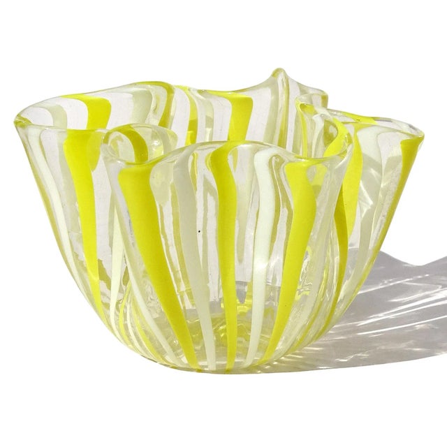 Murano Vintage Murano Venini Bianconi Yellow White Filigrana Ribbons Italian Art Glass Decorative Fazzoletto Vase For Sale - Image 4 of 6