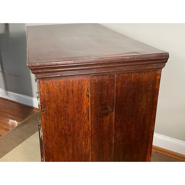 Early 18th Century English Walnut Chest of Drawers, C. 1700–1725 For Sale - Image 10 of 18