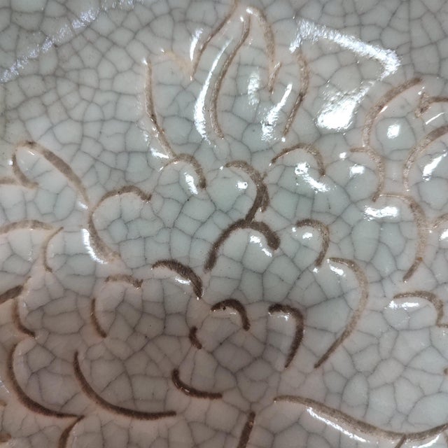 White Chinese Ceramic Plate,Guan Ware Crackle Glaze Porcelain Plate Hand Carved Flowers Pattern For Sale - Image 8 of 10