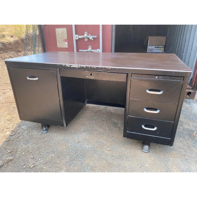 Art metal vintage tanker desk heavy duty nice patina industrial mid century modern similar to steelcase and cole steel Mad...