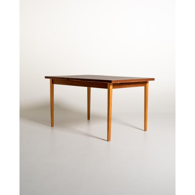 Scandinavian Extendable Oak Dining Table, 1960s For Sale - Image 11 of 11