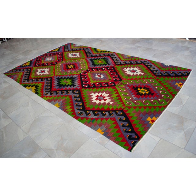 Turkish Rug Hand Woven Oushak Kilim Area Rug - 5′10″ X 10′2″ For Sale - Image 10 of 14