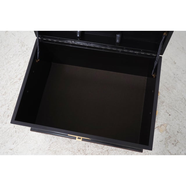 1990s Drexel Chinoiserie Decorated Lift Top Box Stand For Sale - Image 5 of 17