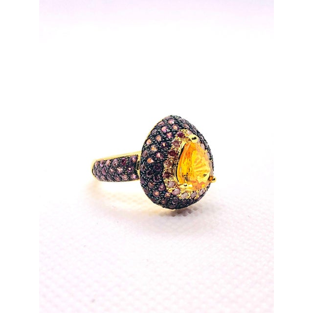 Bochic "Orient" Vintage Fancy Sapphire & Cognac Diamond Ring Set In 18K Gold & Silver For Sale - Image 9 of 18