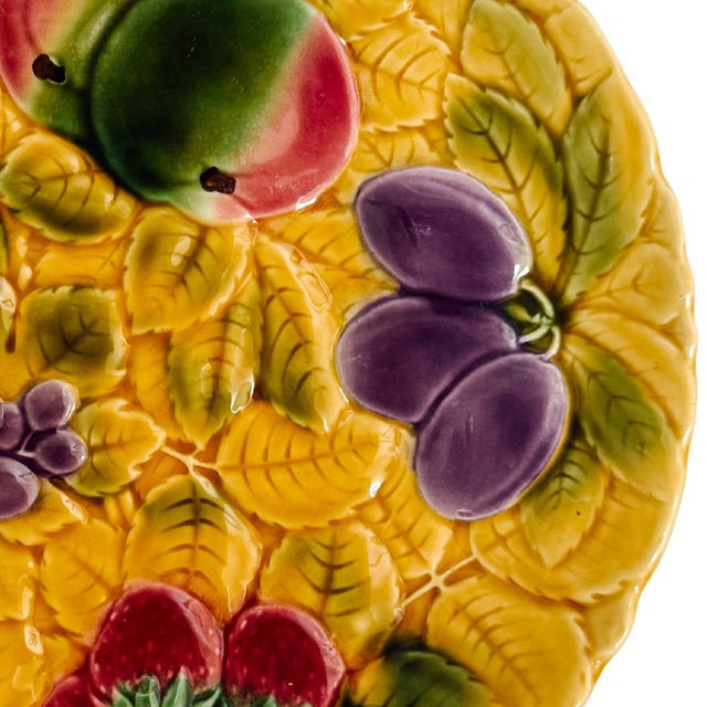 De Sarreguemines 1940s Large Sarreguemines French Faience Mixed Fruit Serving Plate For Sale - Image 4 of 8