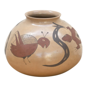 Hand-Painted Mata Ortiz Chihuahuan Pot