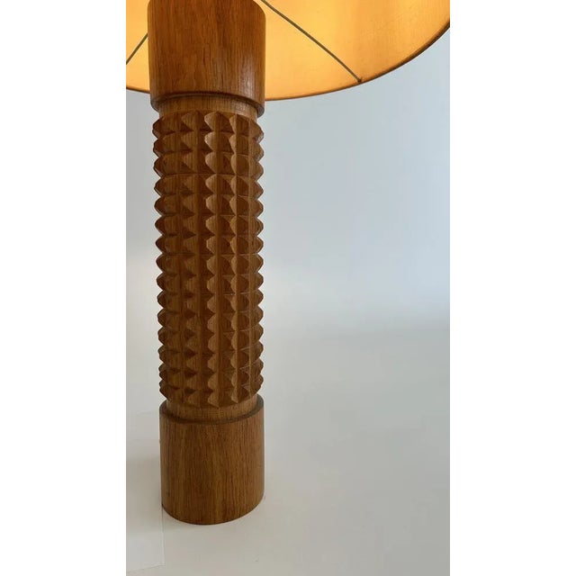 Brutalist Wood Lamp, France, 1960s, in Good conditions. Designed 1960 to 1969 European Plug (up to 250V).The wiring of...
