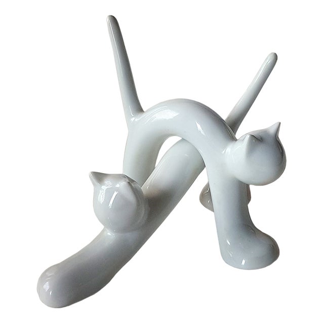 Mid-Century Minimalist Stretching Cats Figurines from Naaman, Set of 2 For Sale
