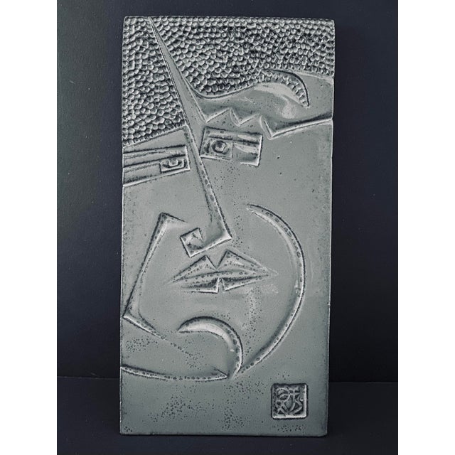 Ceramic 1960s Paolo Soleri Cosanti Arcosanti Cubist Pottery Face Tile For Sale - Image 7 of 9