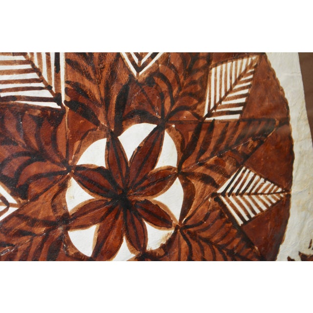 Tribal Vintage Tapa Cloth Art Piece Mulberry Tree Kapa - Framed & Signed 1999 Hawaii - Bark Cloth For Sale - Image 3 of 8
