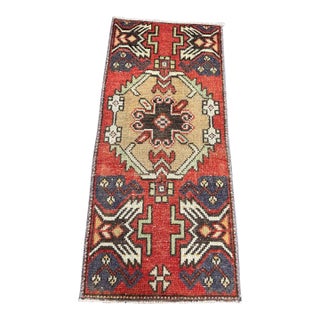 Turkish Yastik Rug 1'4" x 2'11" For Sale