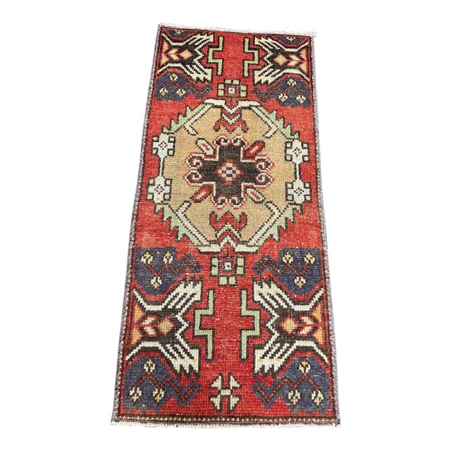 Turkish Yastik Rug 1'4" x 2'11" For Sale