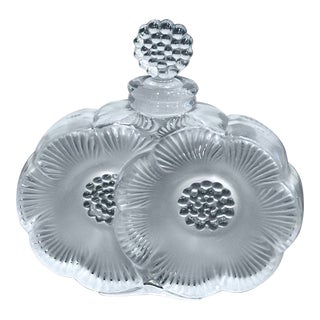 Lalique Perfume Bottle by René Lalique Deux Fleurs France 1935 For Sale