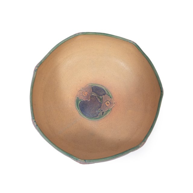 American Unique Newcomb College Art Pottery Bowl, Sadie Irvine For Sale - Image 3 of 4