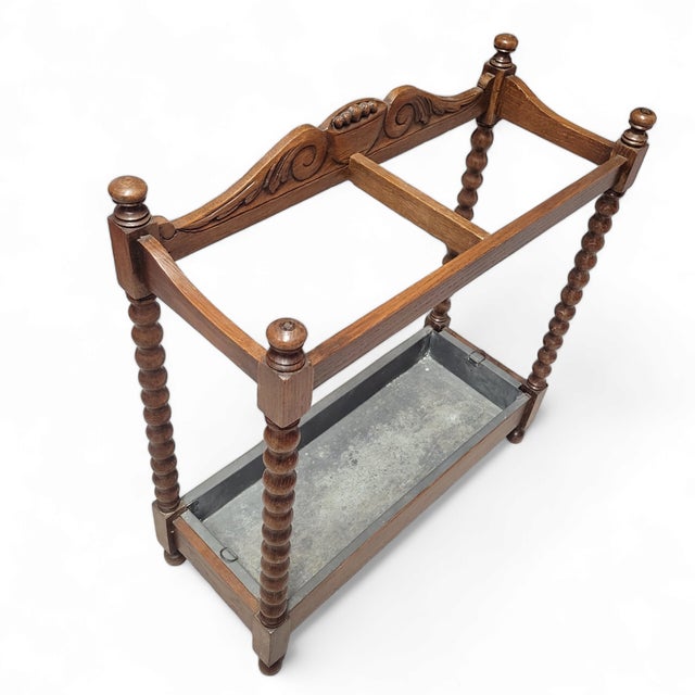 English Country Home Rare Late 19th-Century English Oak Umbrella Stand With Removable Zinc Tray – Hand-Carved Victorian Décor For Sale - Image 4 of 8