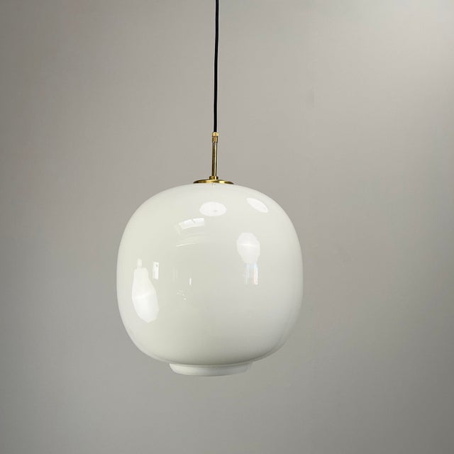 Large Radiohus Pendant Lamp in White Glass by Vilhelm Lauritzen for Louis Poulsen, 1950s For Sale - Image 12 of 12