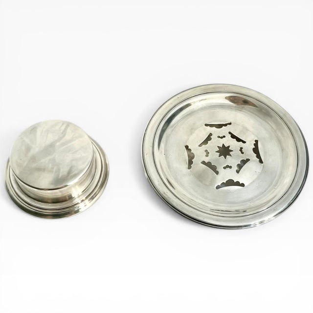 French Vintage French Silver Plate Coquillor Butter Press For Sale - Image 3 of 16