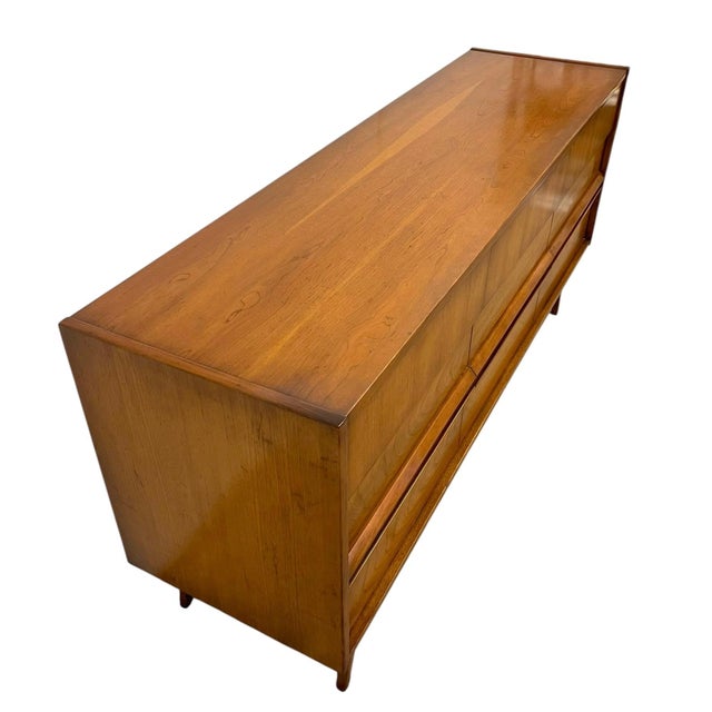 Vintage Mid-Century Modern 9-Drawer Low Dresser / Credenza With Sculpted Integrated Pulls and Dovetail Drawers For Sale - Image 9 of 9
