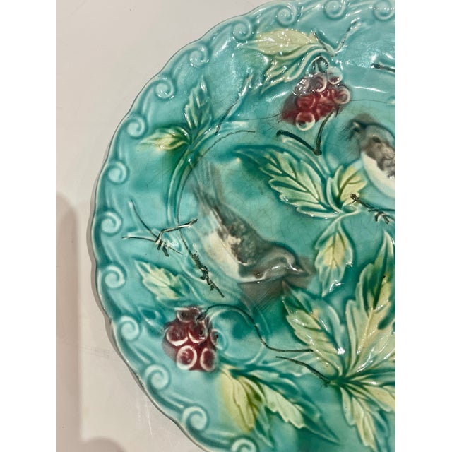 French Majolica Bird Plate Late 19Th. Century. By Onnaing For Sale - Image 4 of 8