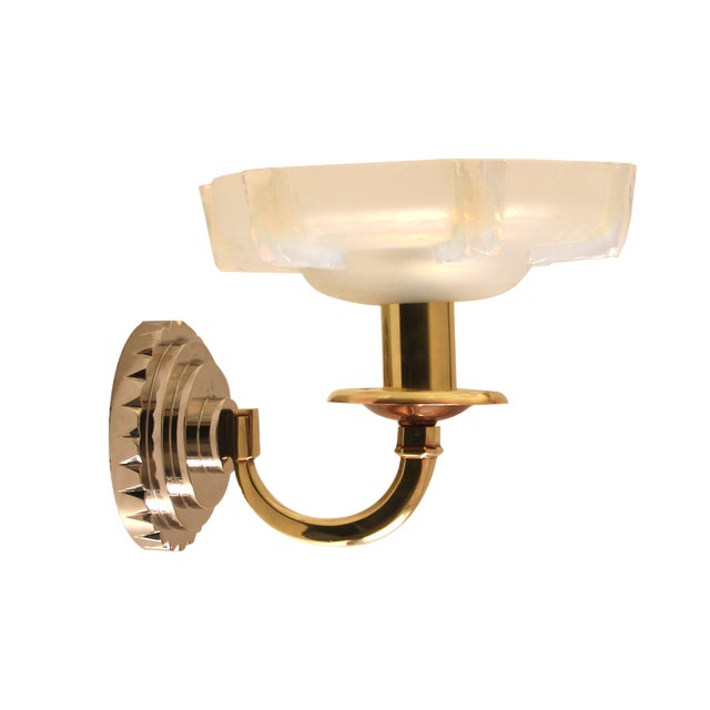 French Art Deco Wall Light attributed to Henri Petitot for Atelier Petitot, 1930s For Sale