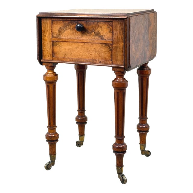 Walnut Pembroke Bedside Cupboard from Gillow, 1870 For Sale