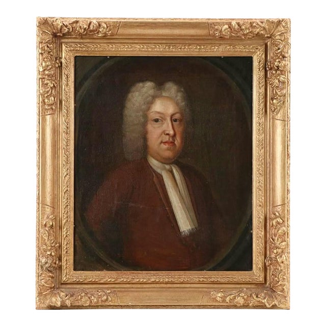 18th Century British School Tondo Portrait of a Gentleman in Carved Giltwood Frame For Sale