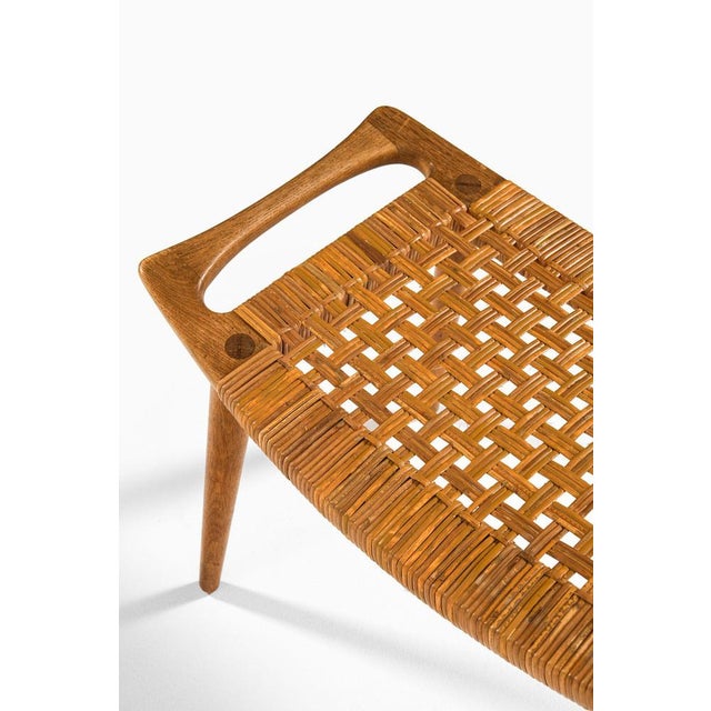 1950s Stool in Oak and Woven Cane attributed to Hans Wegner, 1954 For Sale - Image 5 of 7