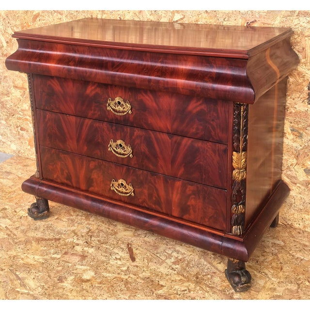 Bronze 1830s French Empire Mahogany Chest With Four Drawers and Gilded Edges, Commode For Sale - Image 8 of 13