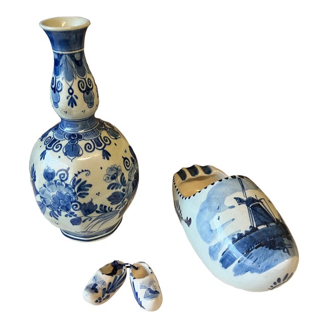 1970s Blue and White Holland Collection - 4 Piece Set For Sale