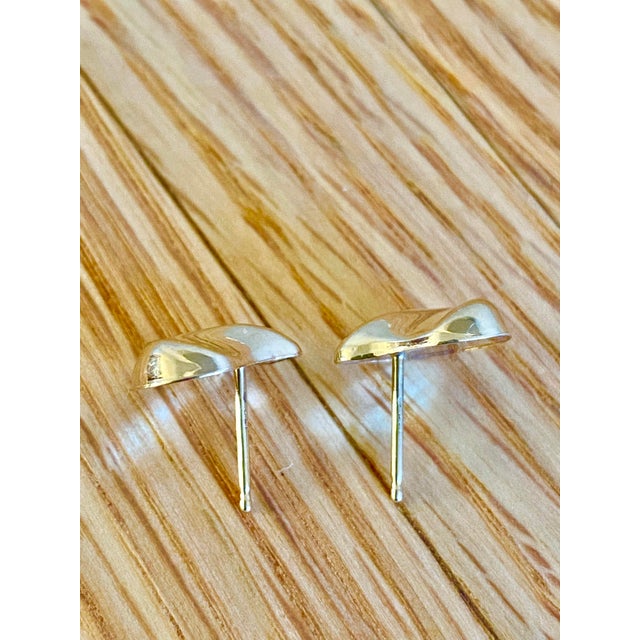 14k Gold Comma / Bean / Modernist Stud Earrings, a Pair For Sale - Image 10 of 18