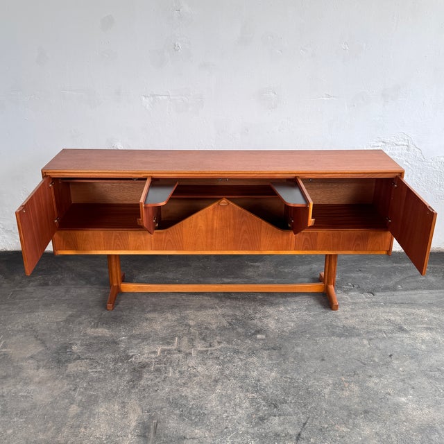 Teak Envelope Sideboard from McIntosh of Kirkcaldy, 1970s For Sale - Image 6 of 16