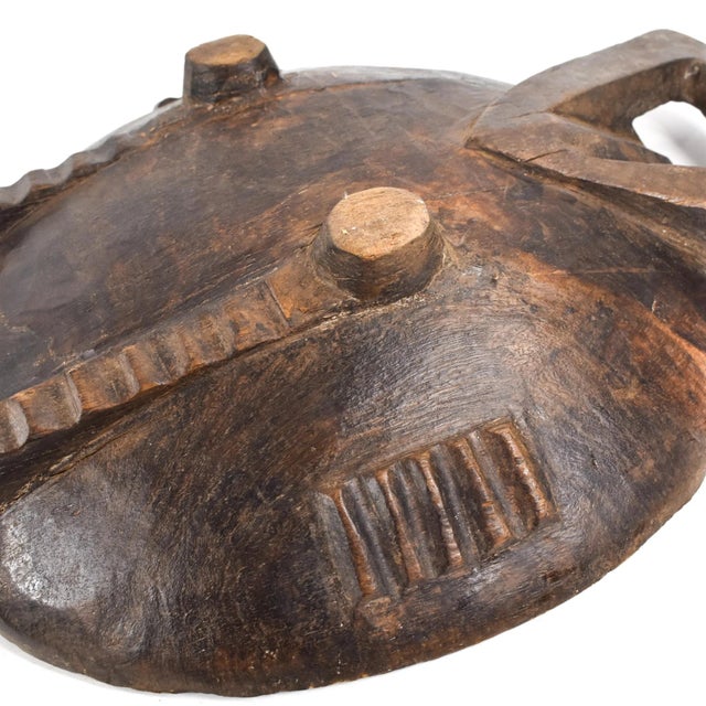 Early 20th Century Early 20th Century Zulu Ugqoko Carved Meat Platter South Africa For Sale - Image 5 of 7