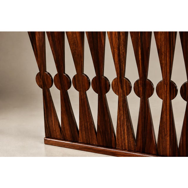 1960s Brazilian Modern Sculptural Magazine Rack in Rosewood, Brazil, 1960s For Sale - Image 5 of 18
