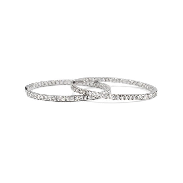 Ladies 14k White Gold Inside Out 3.23ct Pave Diamond Hoop Earrings, A Pair For Sale In Houston - Image 6 of 8