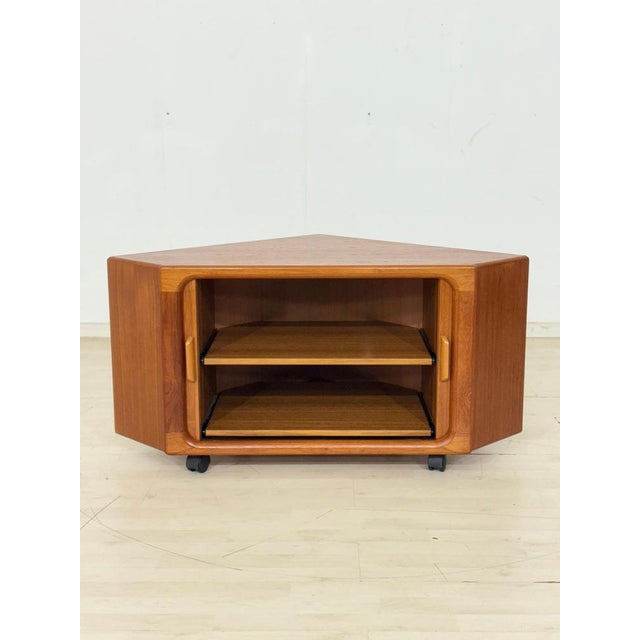 Vintage Teak Chest of Drawers from Dyrlund, 1960s For Sale - Image 3 of 11