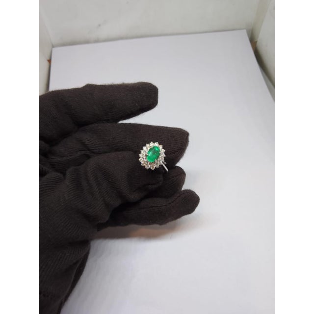 Emerald Stunning 18k Gold Emerald Halo Ring With 0.64ct Diamonds, New For Sale - Image 8 of 8