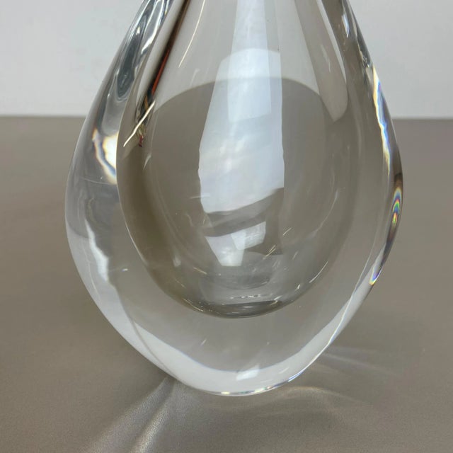 Large Swedish Lucid Drop Glass Vase by Sven Palmqvist for Orrefors, 1970s For Sale - Image 11 of 18