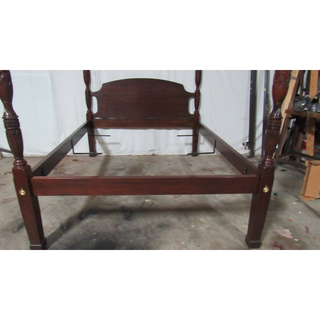 Wood 1980s Henkel Harris Mahogany Queen Size Rice Poster Bed For Sale - Image 7 of 12
