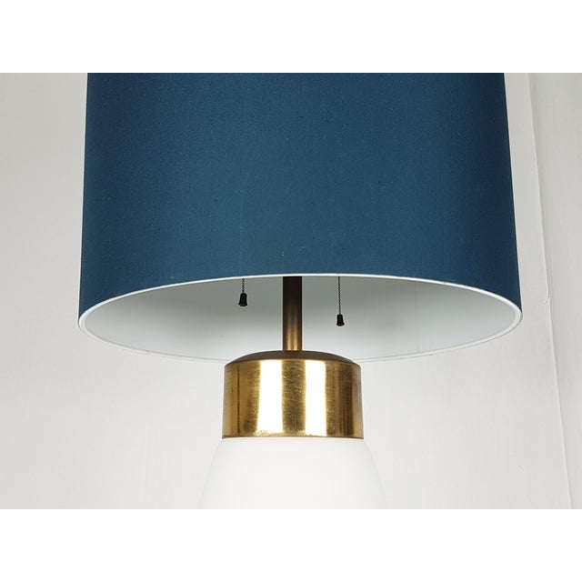 Mid-Century Modern Large Opaline Glass and Brass Table Lamp from Stilnovo, 1950s For Sale - Image 3 of 14