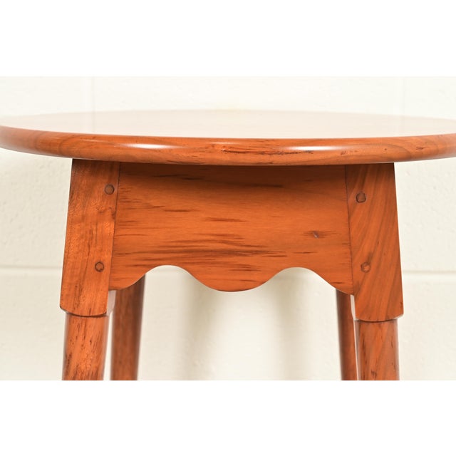Ethan Allen Style Queen Anne Solid Walnut Tea Table or Occasional Side Table For Sale In South Bend - Image 6 of 9