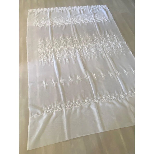 1960s Vintage France Voiles Embroidered Sheer Panel Curtain White For Sale - Image 4 of 7