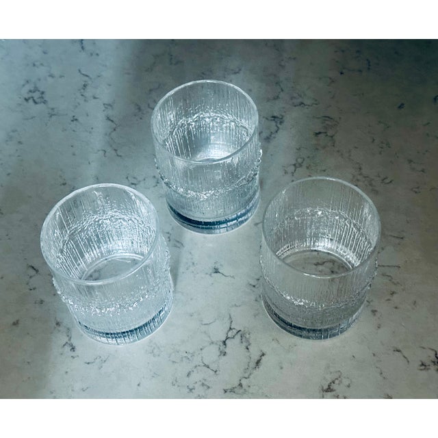 Mid-Century Modern 1980s Mid Century Modern Tapio Wirkkala Niva Lowball Whiskey Glasses Iittala Finland - Set of 3 For Sale - Image 3 of 5