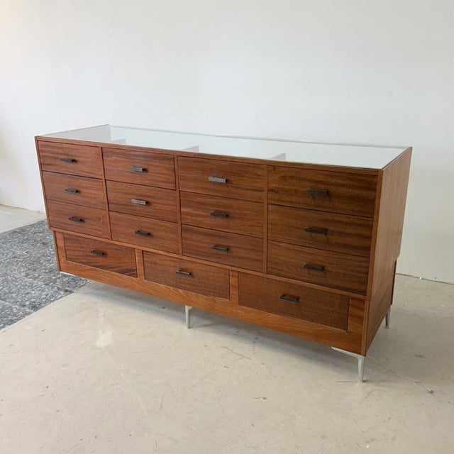1960s Mid-Century German Display Counter and Showcase in Mahogany and Chrome, 1960s For Sale - Image 5 of 16