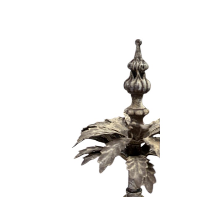 Late 20th Century Late 20th Century Neoclassical Style Table Lamp in Silver Gilt With Pleated Silk Shade by John Richard For Sale - Image 5 of 5
