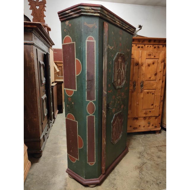 Green Merano Wardrobe, 1809 For Sale - Image 4 of 7